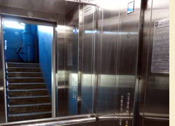 Замена лифтов в домах 8 и 42