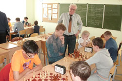 Стартуют турниры по шахматам и шашкам