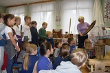 Школьники познакомились со старинным русским бытом